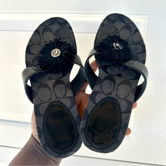 Coach Suki‎ flip flops size 8.5 black - Picture 4 of 11